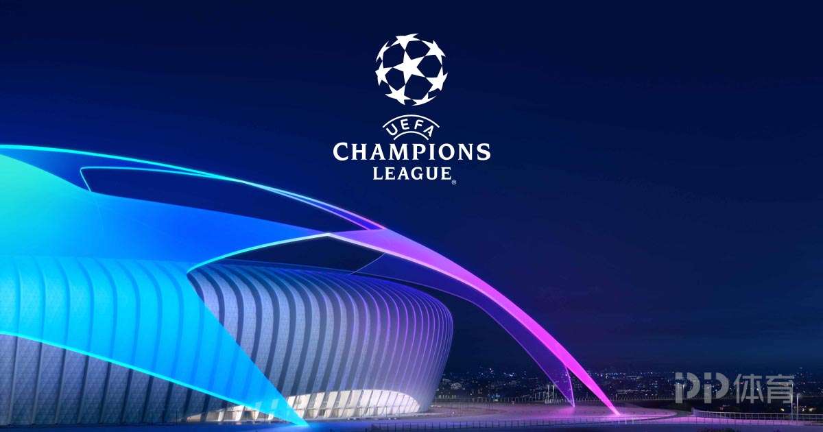 足球场上 足球场上